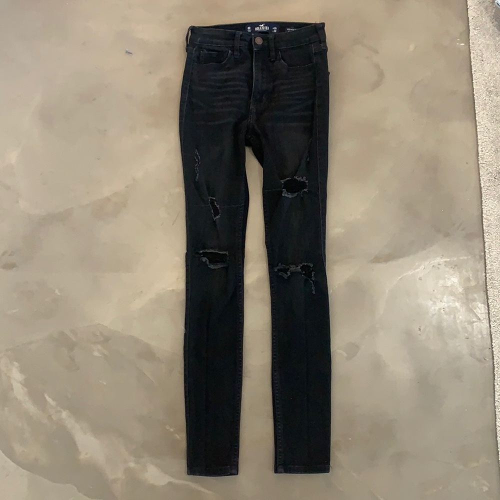 hollister hi-rise super skinny distressed jeans 0R
